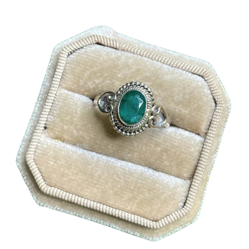 Bagues en argent et Émeraude