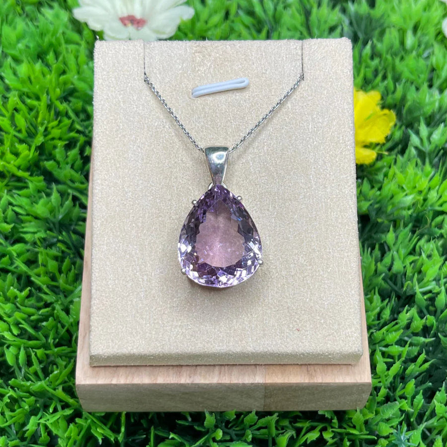 Pendentifs en Améthyste Rose de France