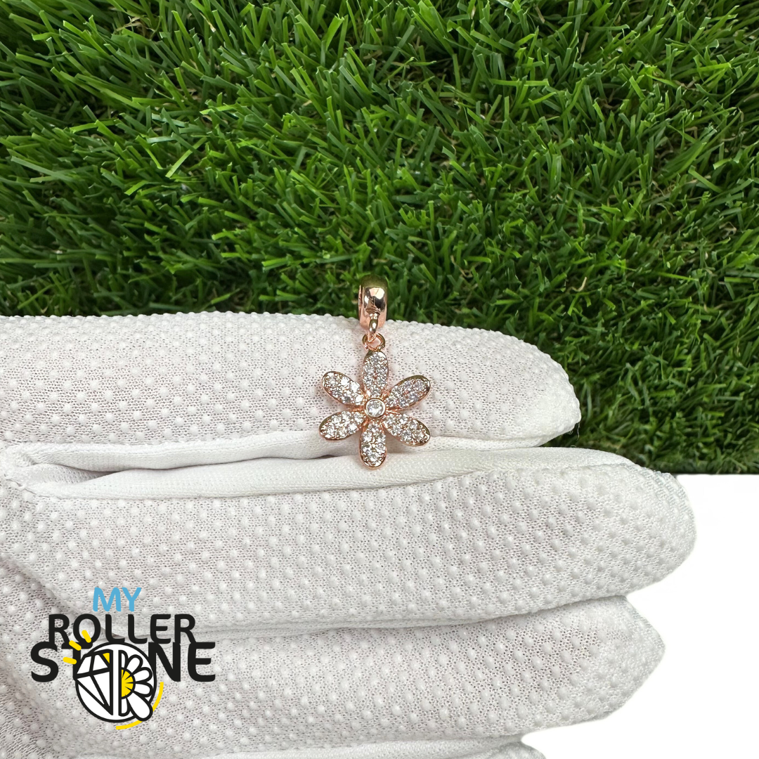 Pendentif Fleurs en Laiton Serti de Micro Pavé de Zirconium (3 Couleurs)