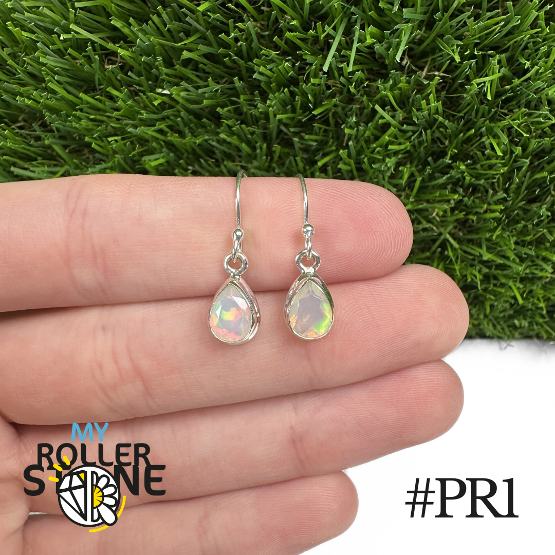 Boucles d'oreilles Opale Éthiopienne Poire Rebord 9X7 MM En Argent 925