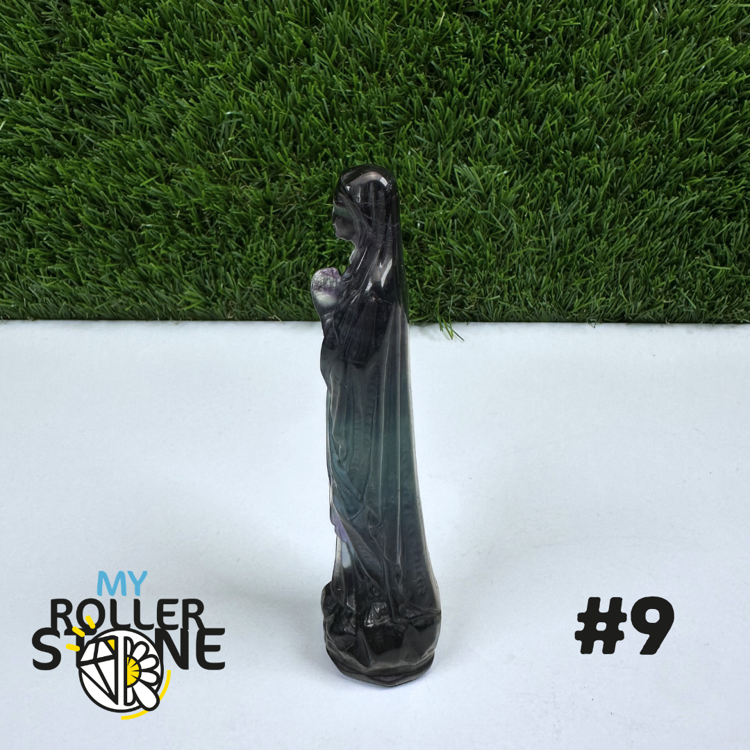 Statuette Vierge Marie en Fluorite Arc-en-Ciel