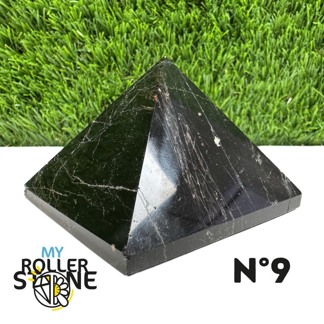 Pyramide en Tourmaline noire du Brésil