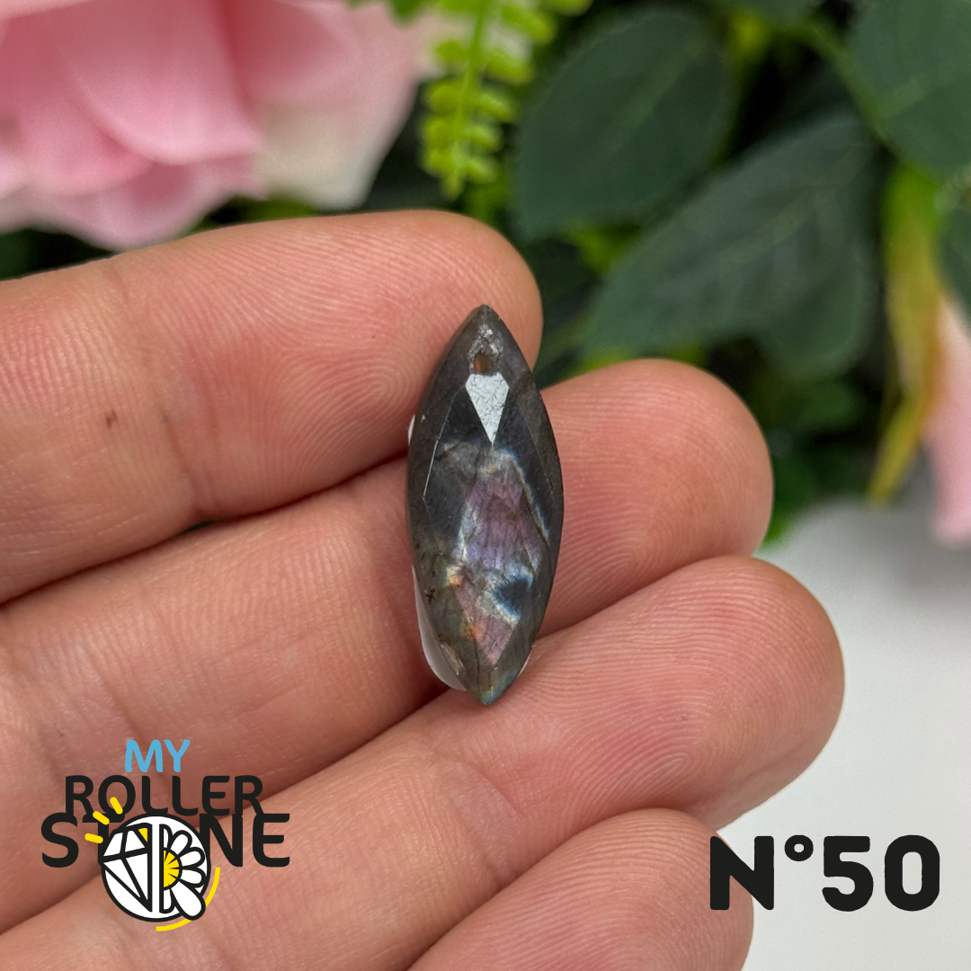 Pendentif Percé Spectrolite Violette Facettée