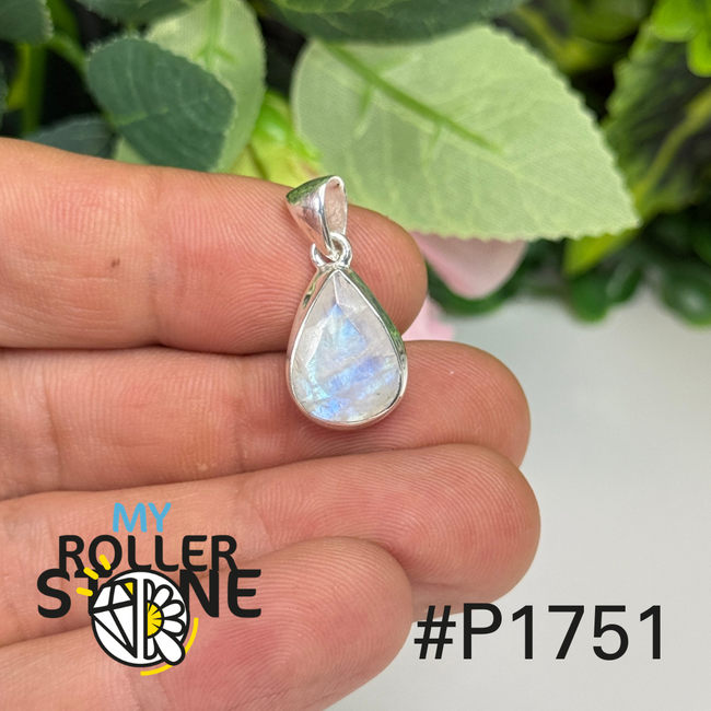 Pendentif argent pierre de lune facettée #1751