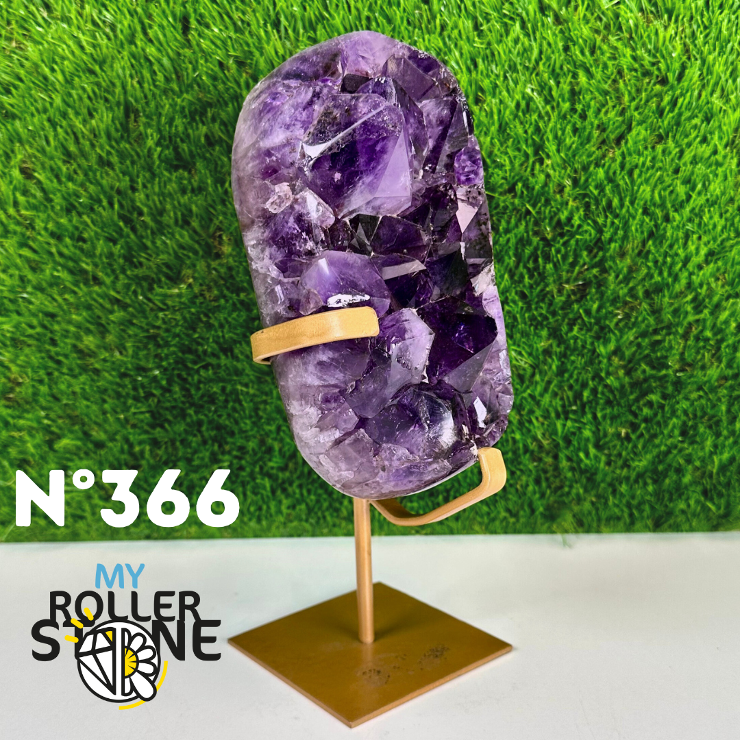 Géode Améthyste sur support métal doré #366