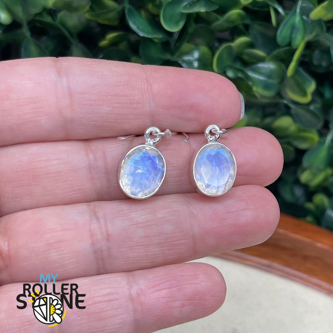 Boucles d&#39;oreilles Pierre de Lune Arc-en-Ciel ovale facettée #10