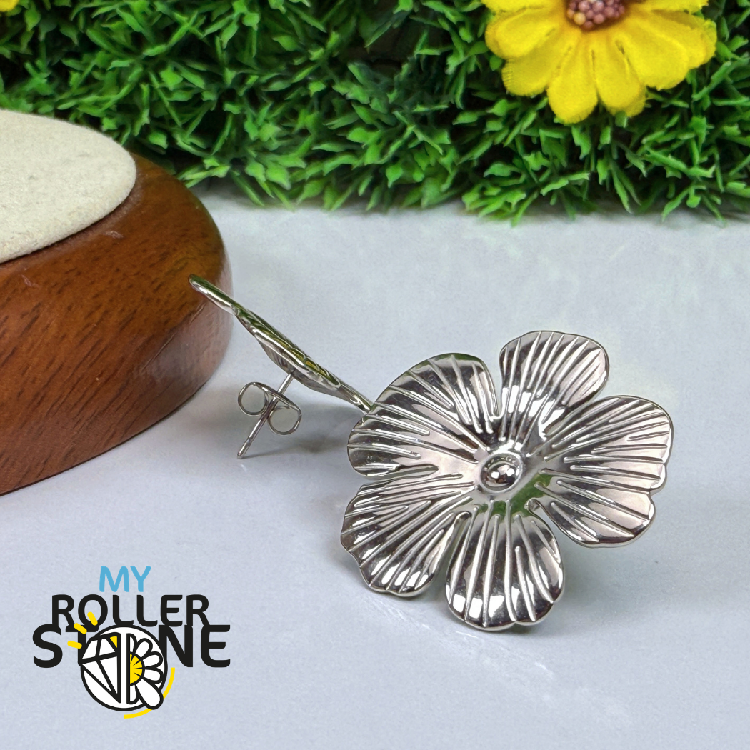 Boucles d'oreilles puces Fleur en acier inoxydable