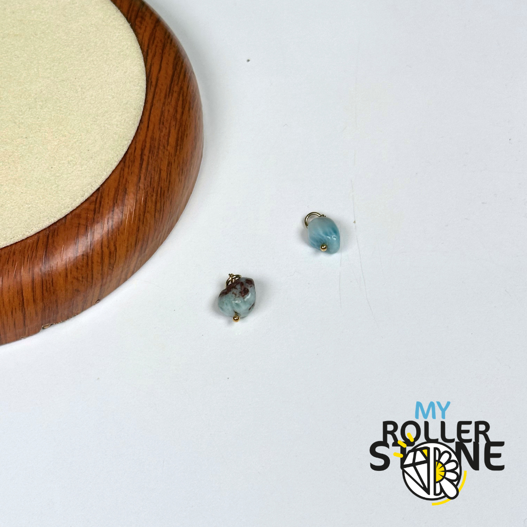Pendentif Larimar Naturel – Forme Nugget & Acier Inoxydable 304 Doré