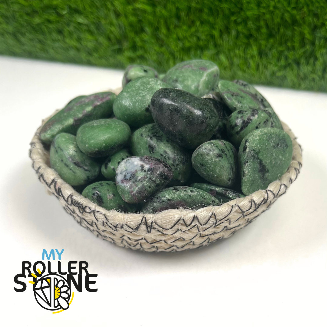 Pierres roulées en Rubis Zoisite
