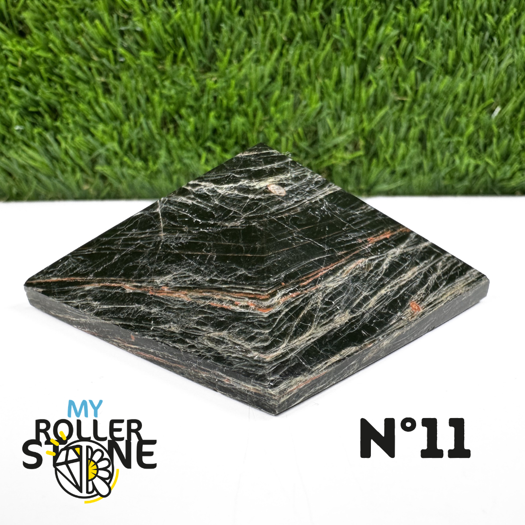 Pyramide en Tourmaline noire du Brésil