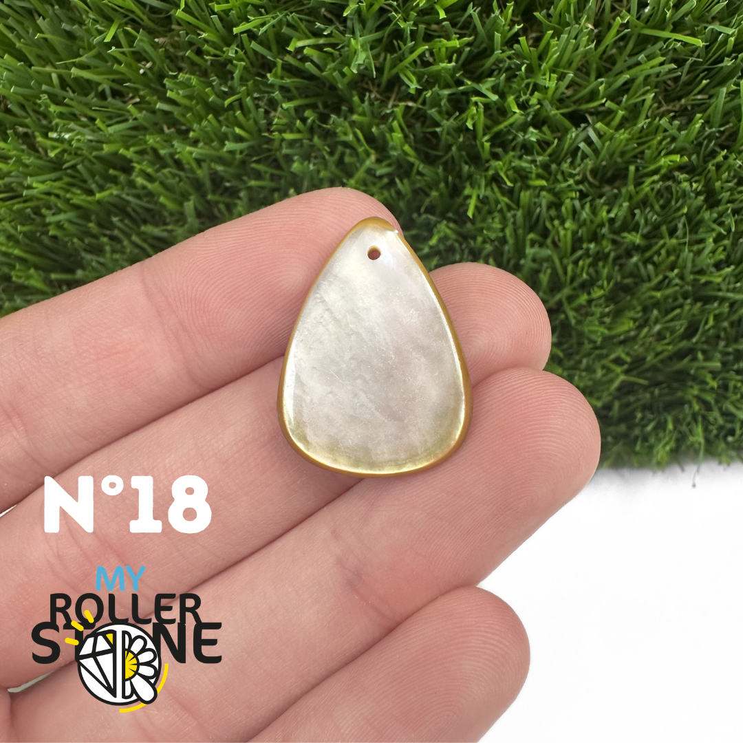 Pendentif Percé Nacre 5A