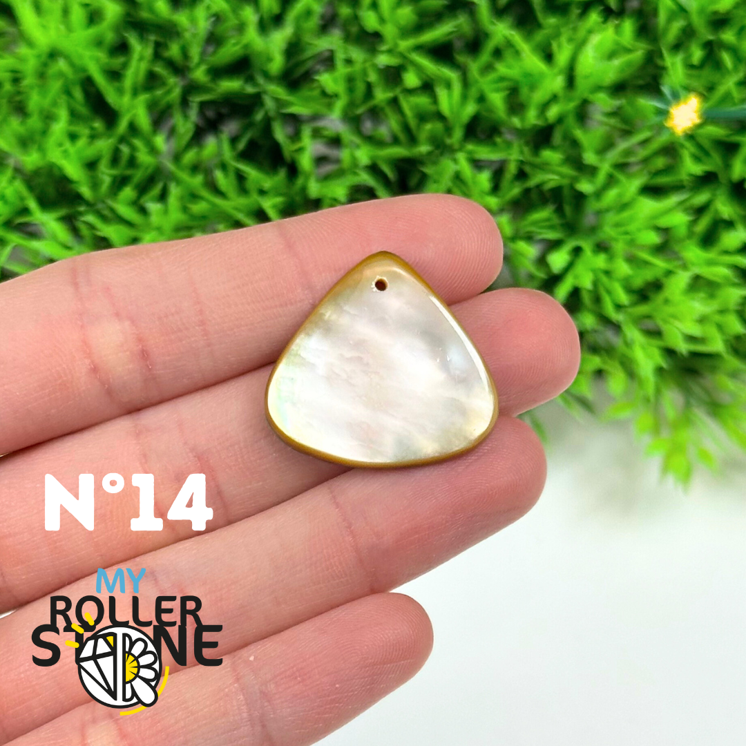 Pendentif Percé Nacre 5A