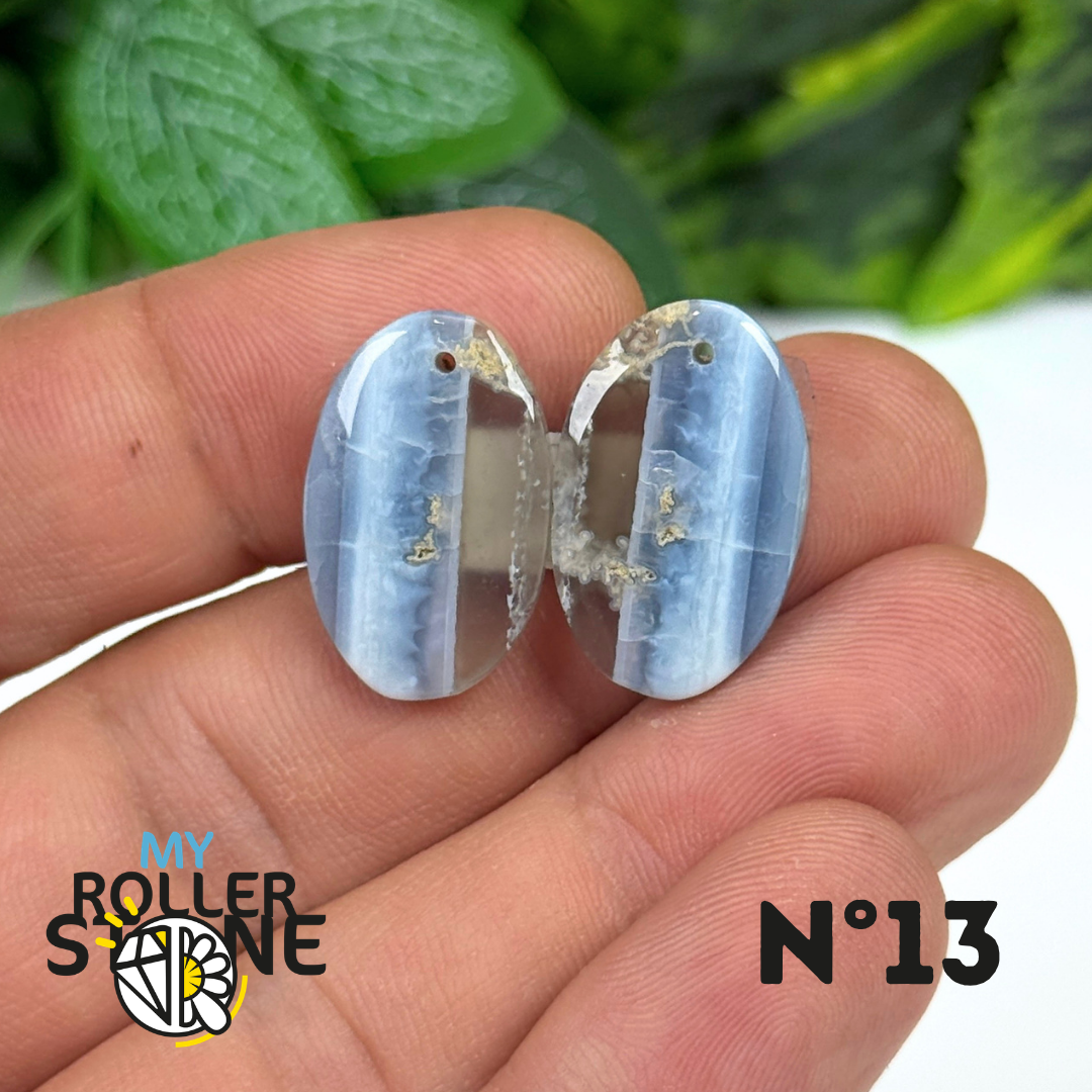 Paire de Cabochons percé en Opale bleue pour Boucles d'oreilles