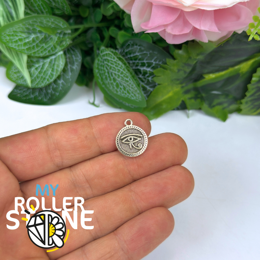 Charm rond oeil d'Horus simple