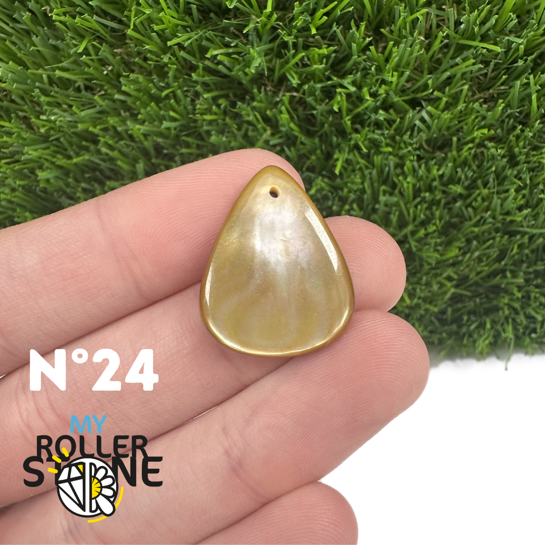 Pendentif Percé Nacre 5A