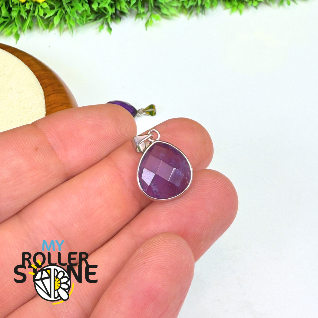 Pendentif Goutte facettée 