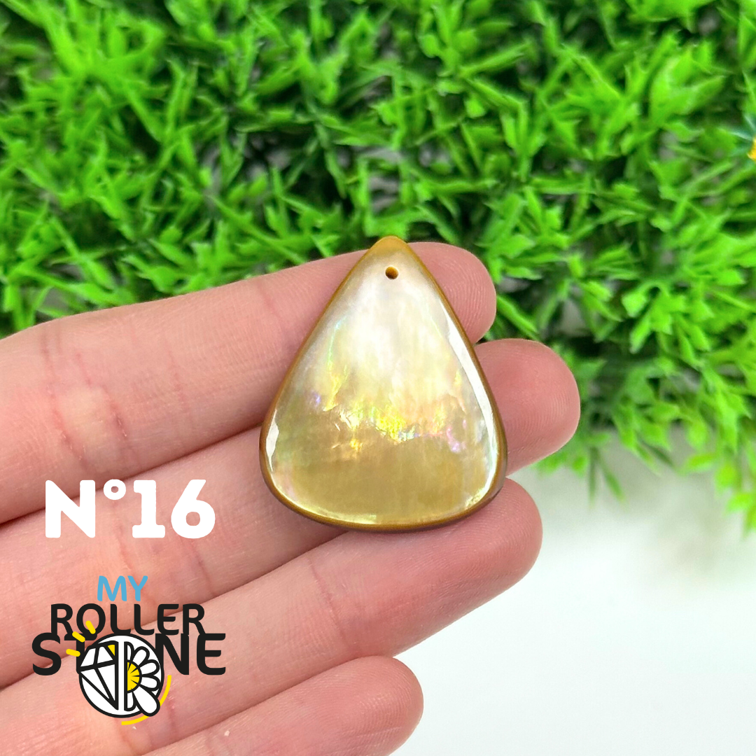 Pendentif Percé Nacre 5A