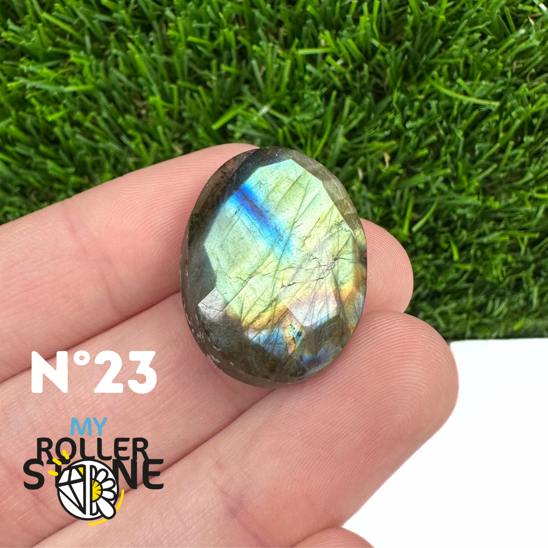 Cabochon Labradorite forme Libre Facettée 5A