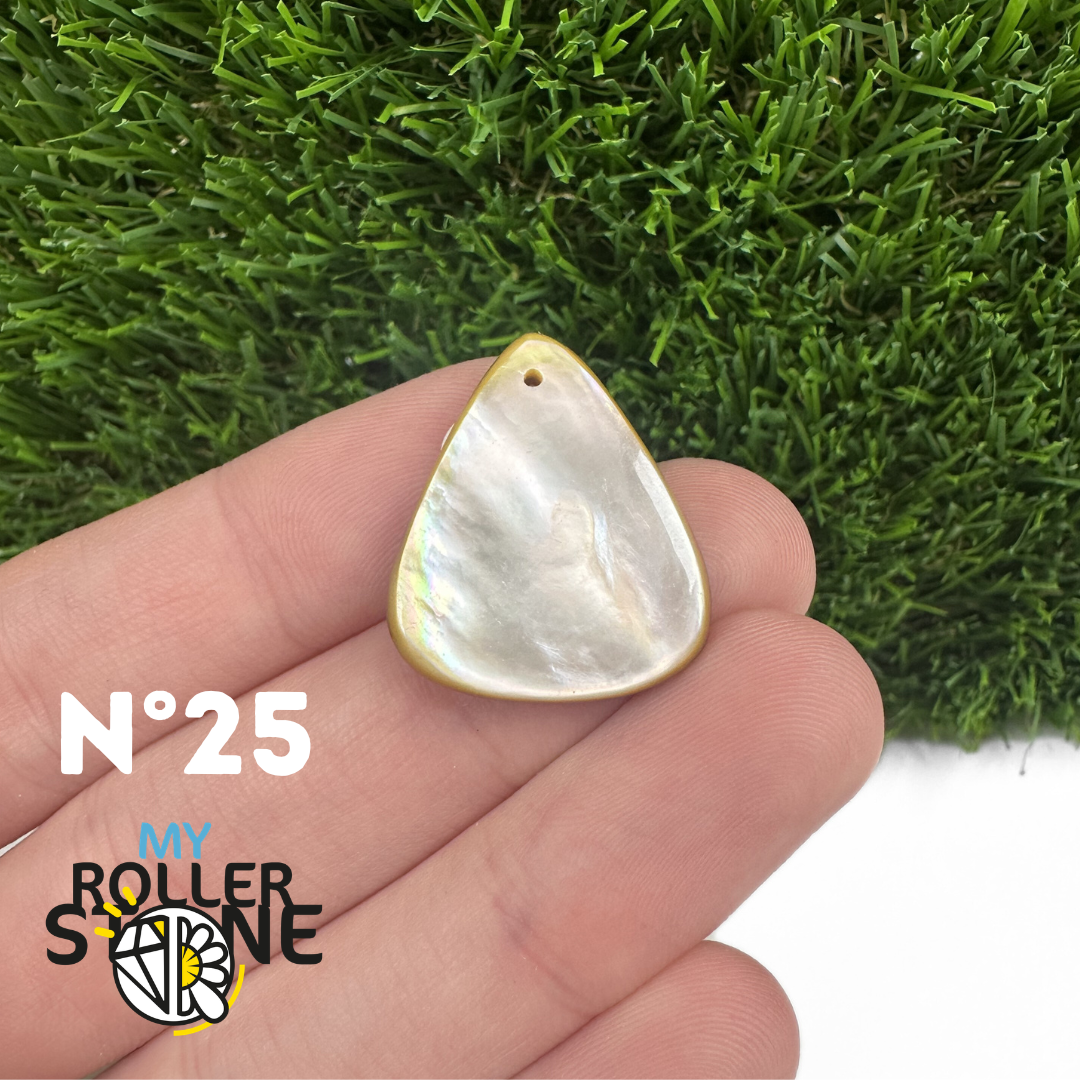 Pendentif Percé Nacre 5A