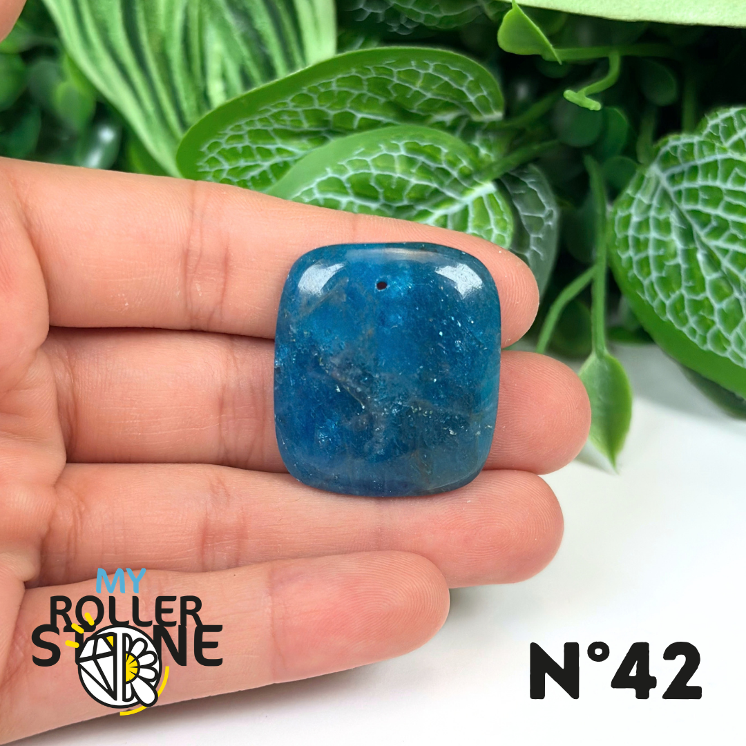 Pendentif Apatite bleue 5A