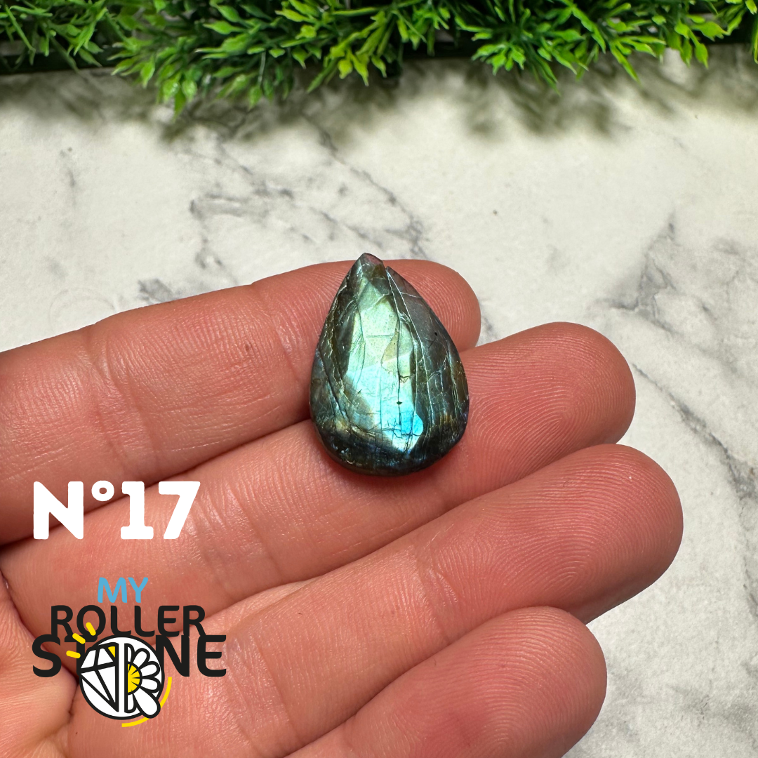 Cabochon Labradorite forme Libre Facettée