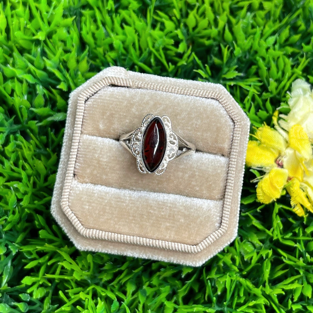 Bague Ambre Cherry Marquise