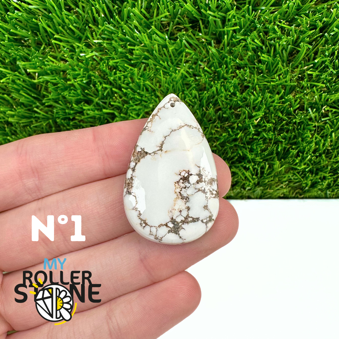 Pendentif en Magnésite « Cheval Sauvage »