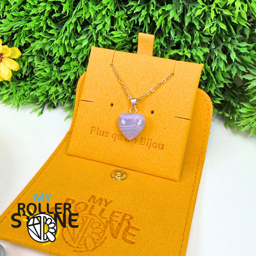 Pendentif Coeur Calcédoine Bleue (Agate Bleue Lacée)