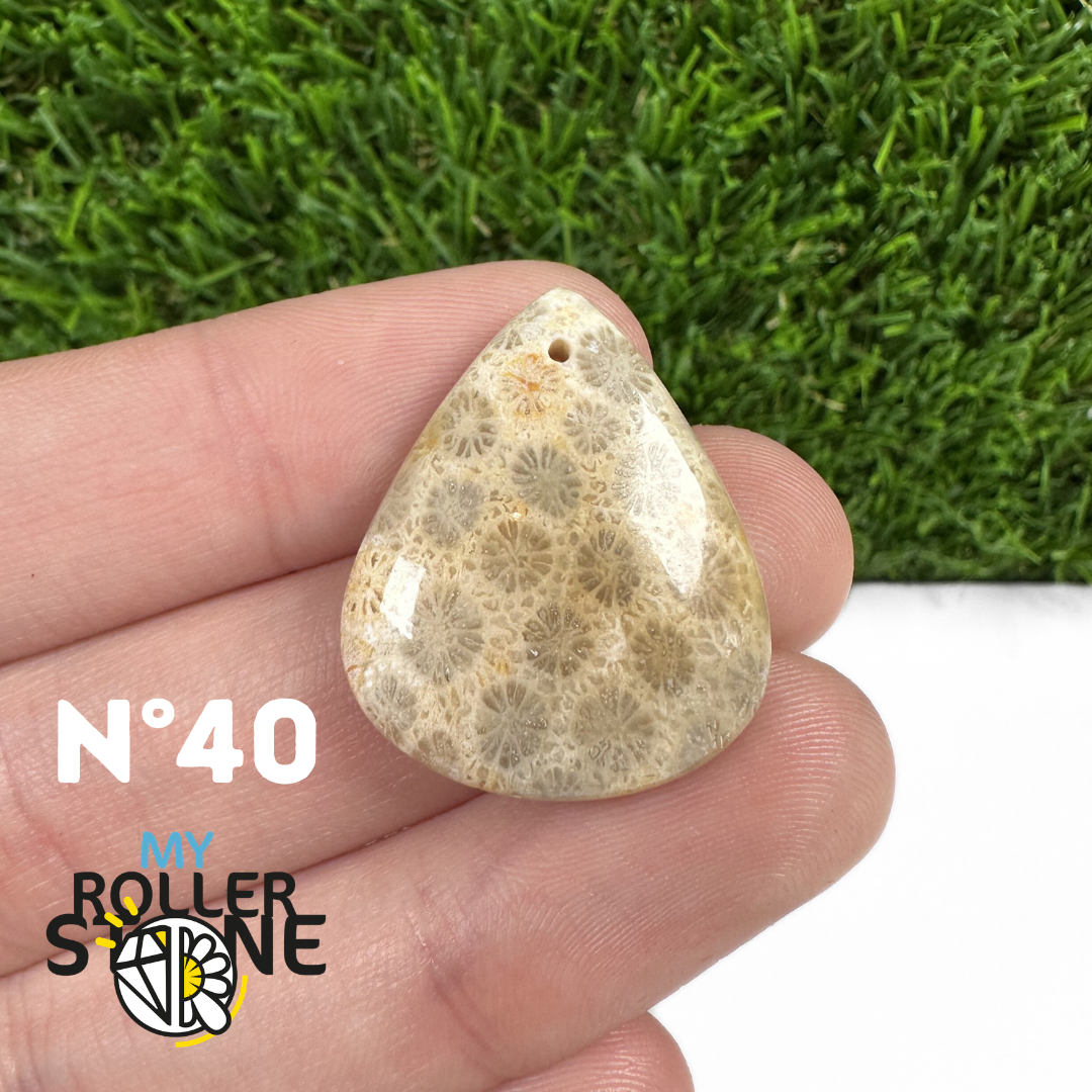 Pendentif Chrysanthème Forme Libre 5A