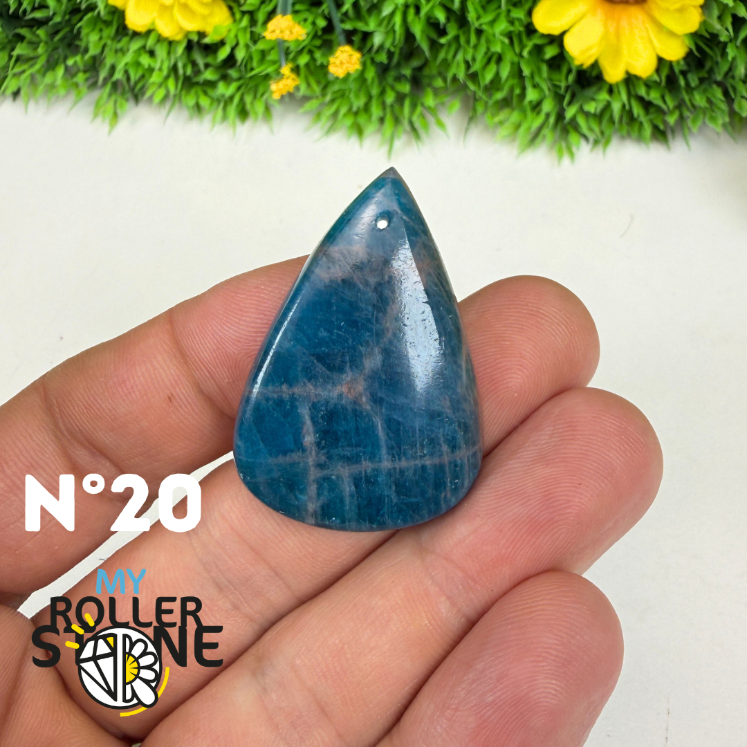 Pendentif Apatite bleue 3A