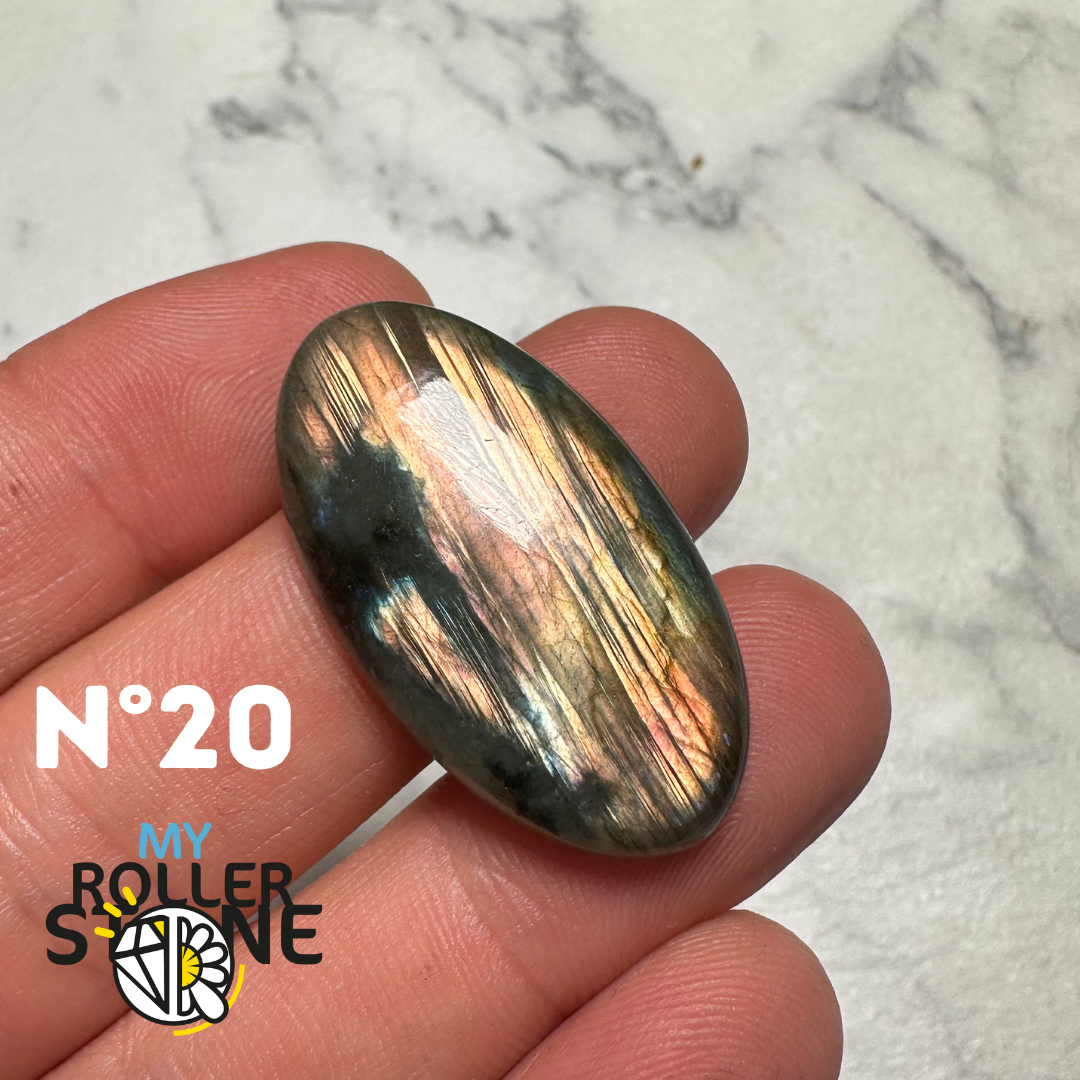 Cabochon Labradorite forme Libre