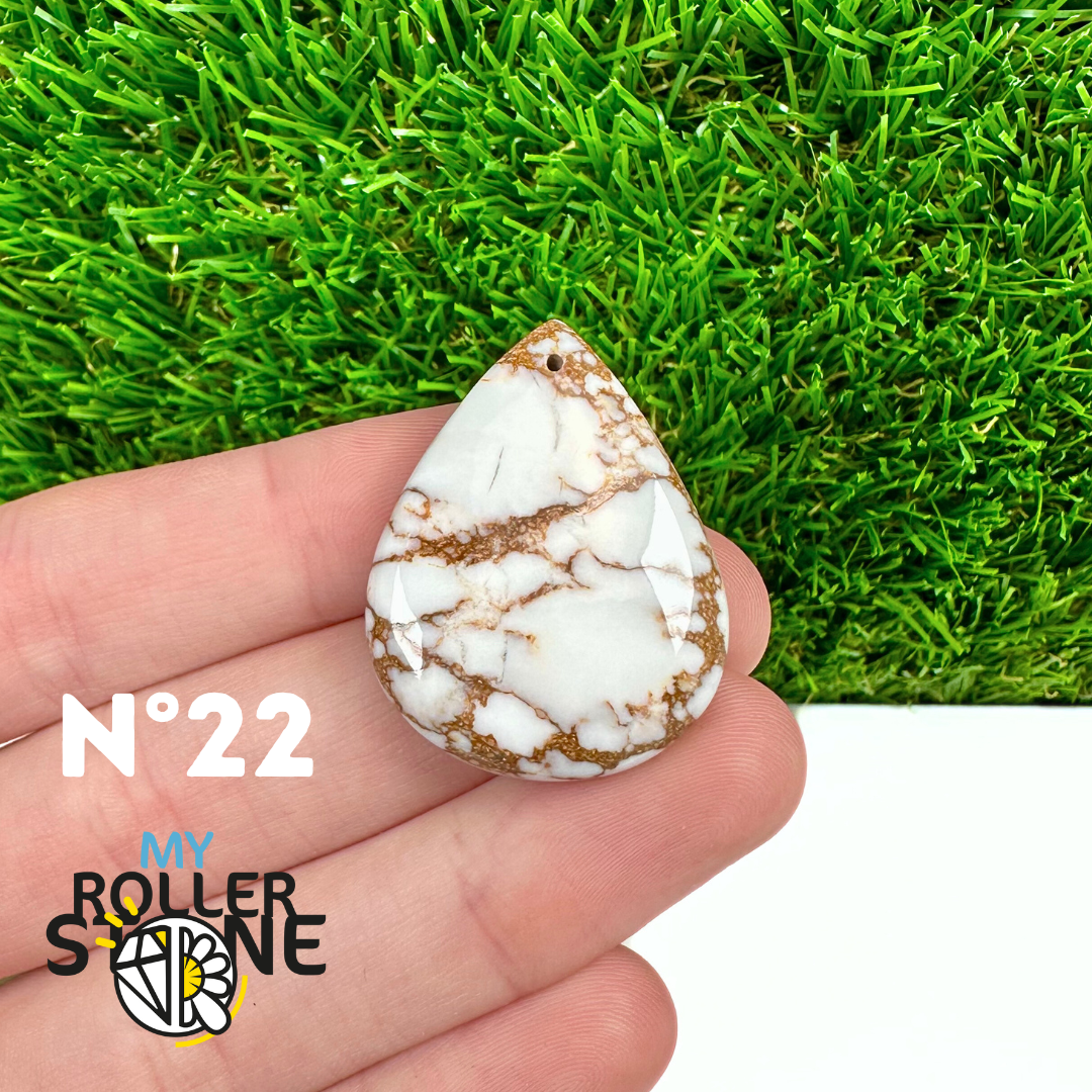 Pendentif en Magnésite « Cheval Sauvage »