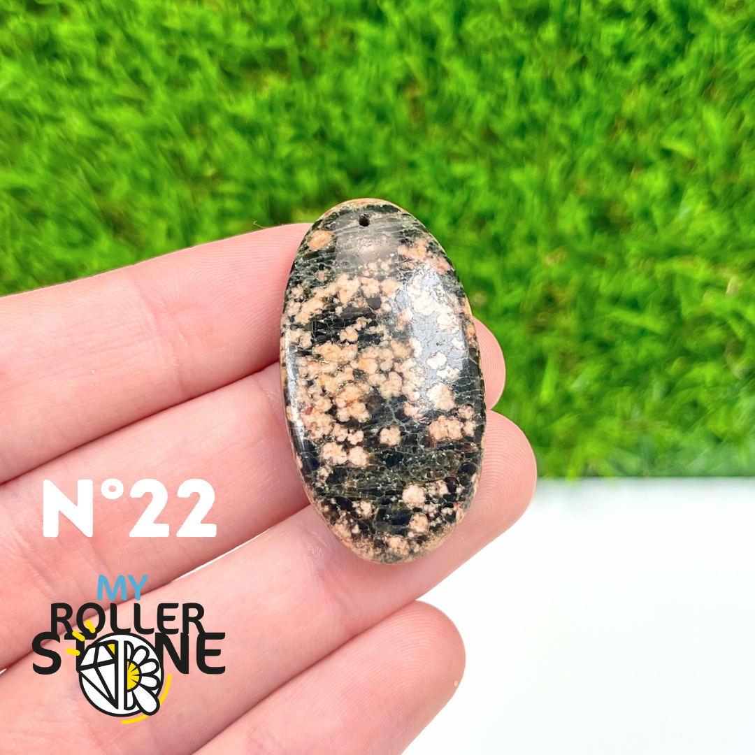 Pendentif Obsidienne Fleurie percé