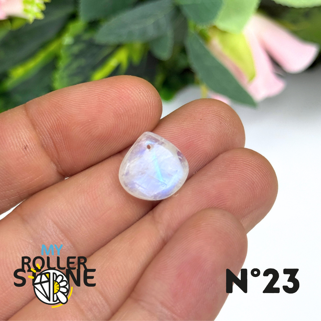Petits Pendentifs Pierre de lune Forme Libre 5A