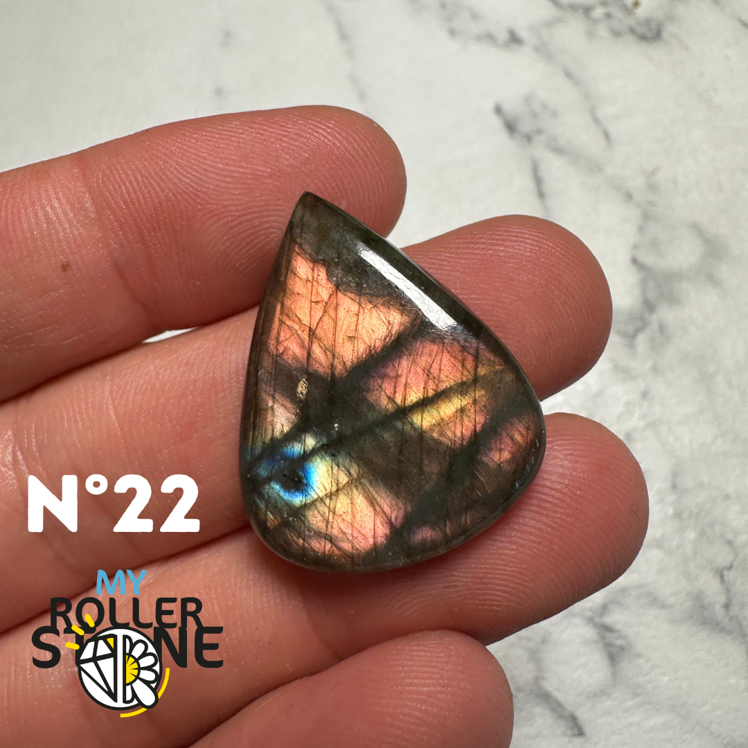Cabochon Labradorite forme Libre