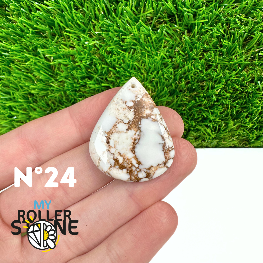 Pendentif en Magnésite « Cheval Sauvage »