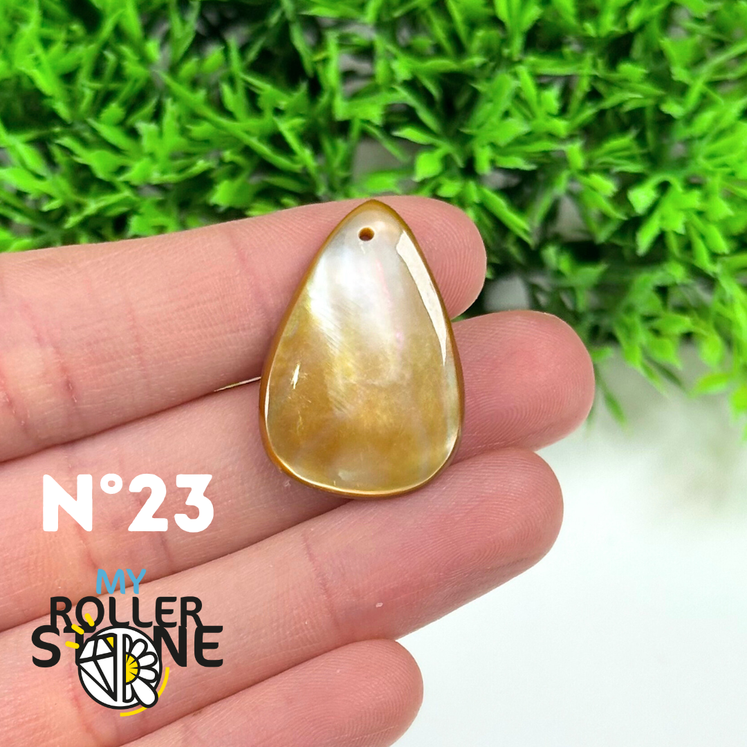 Pendentif Percé Nacre 5A