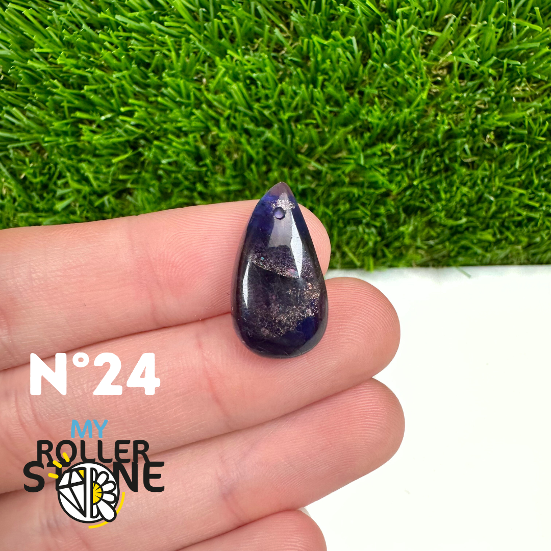 Pendentif Percé Iolite et Pierre de Soleil 5A