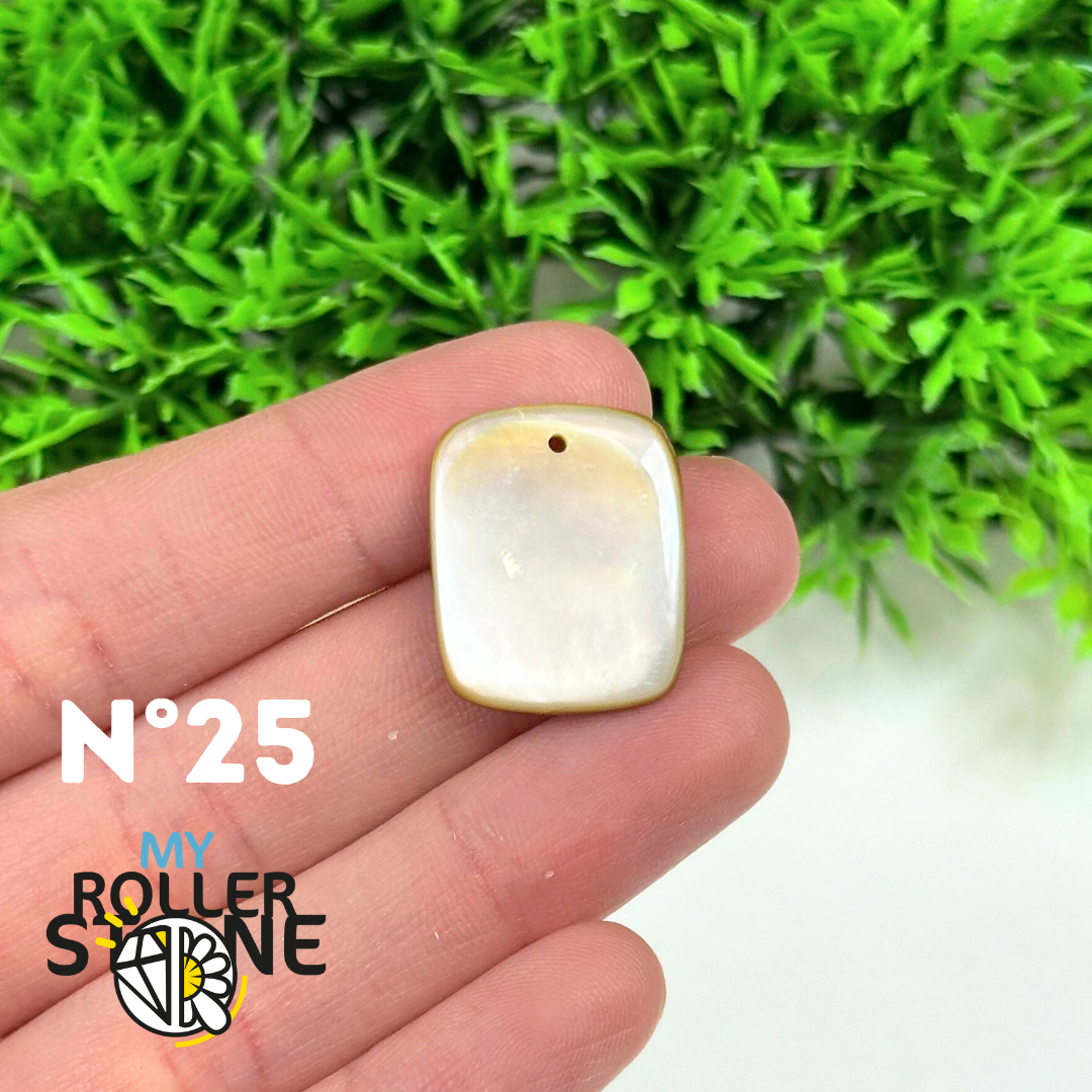 Pendentif Percé Nacre 5A