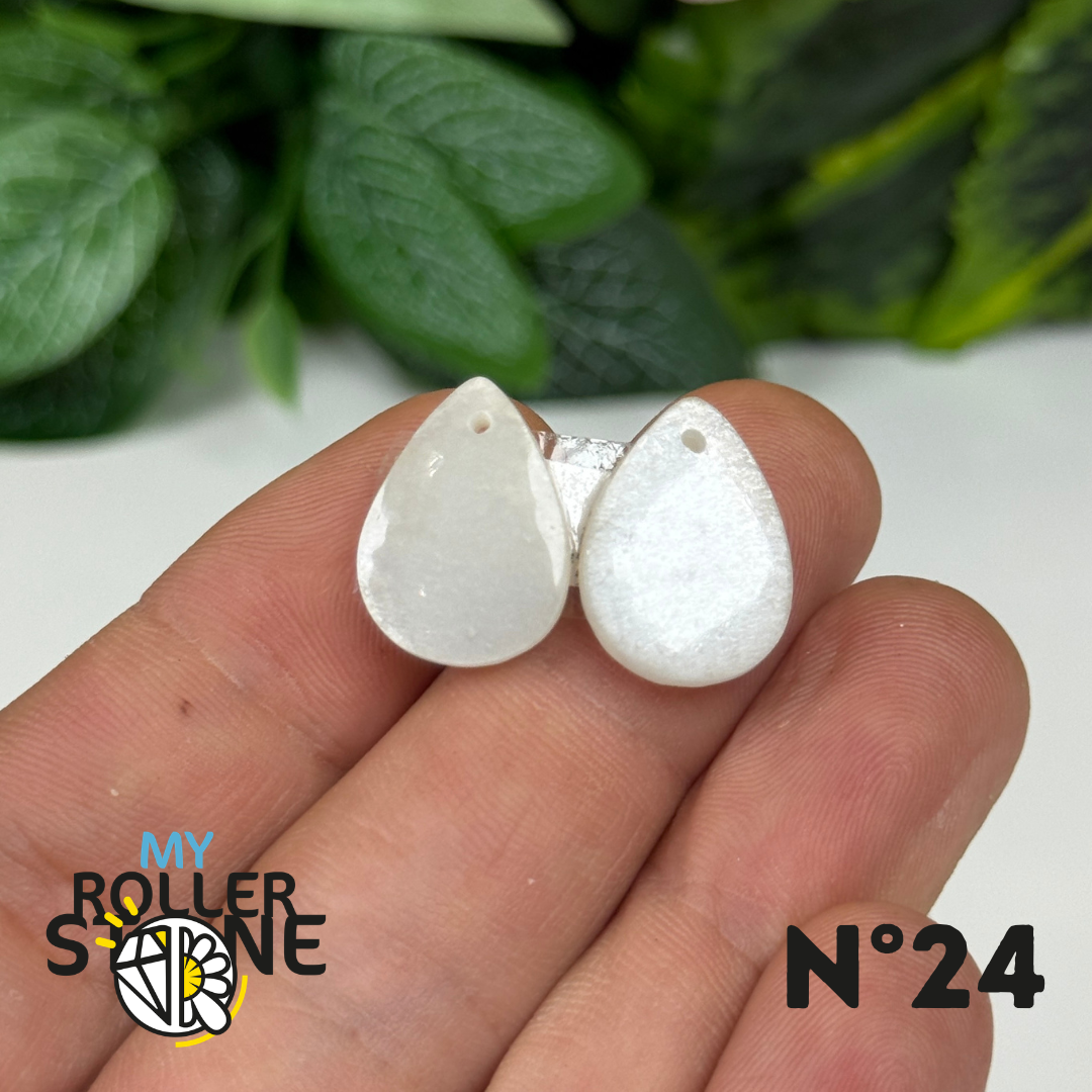 Paire de Cabochon percé en Pierre de lune D'Inde pour Boucles d'oreilles
