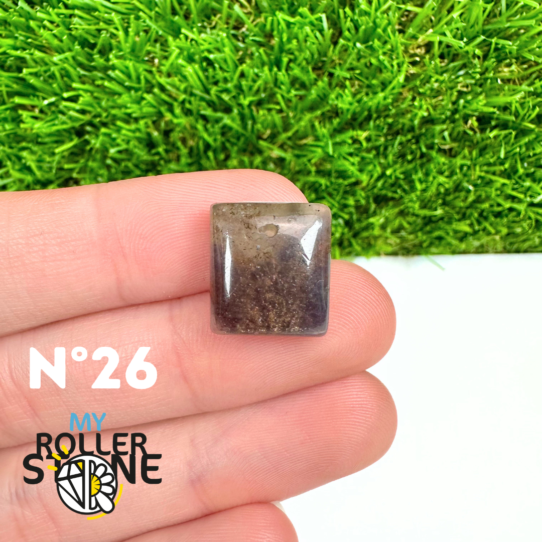 Pendentif Percé Iolite et Pierre de Soleil 5A