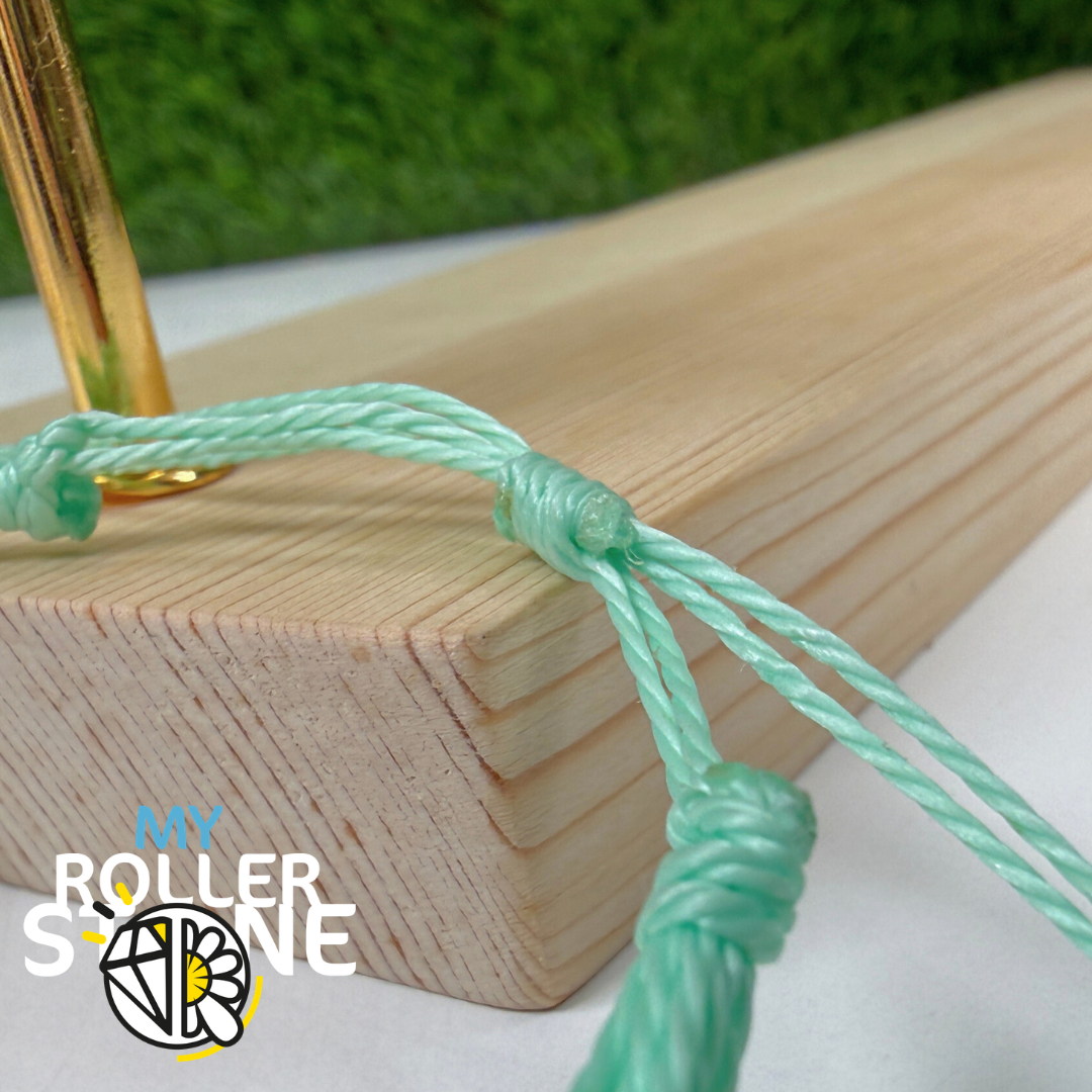 Bracelet Cordon Ciré Vert avec Perles