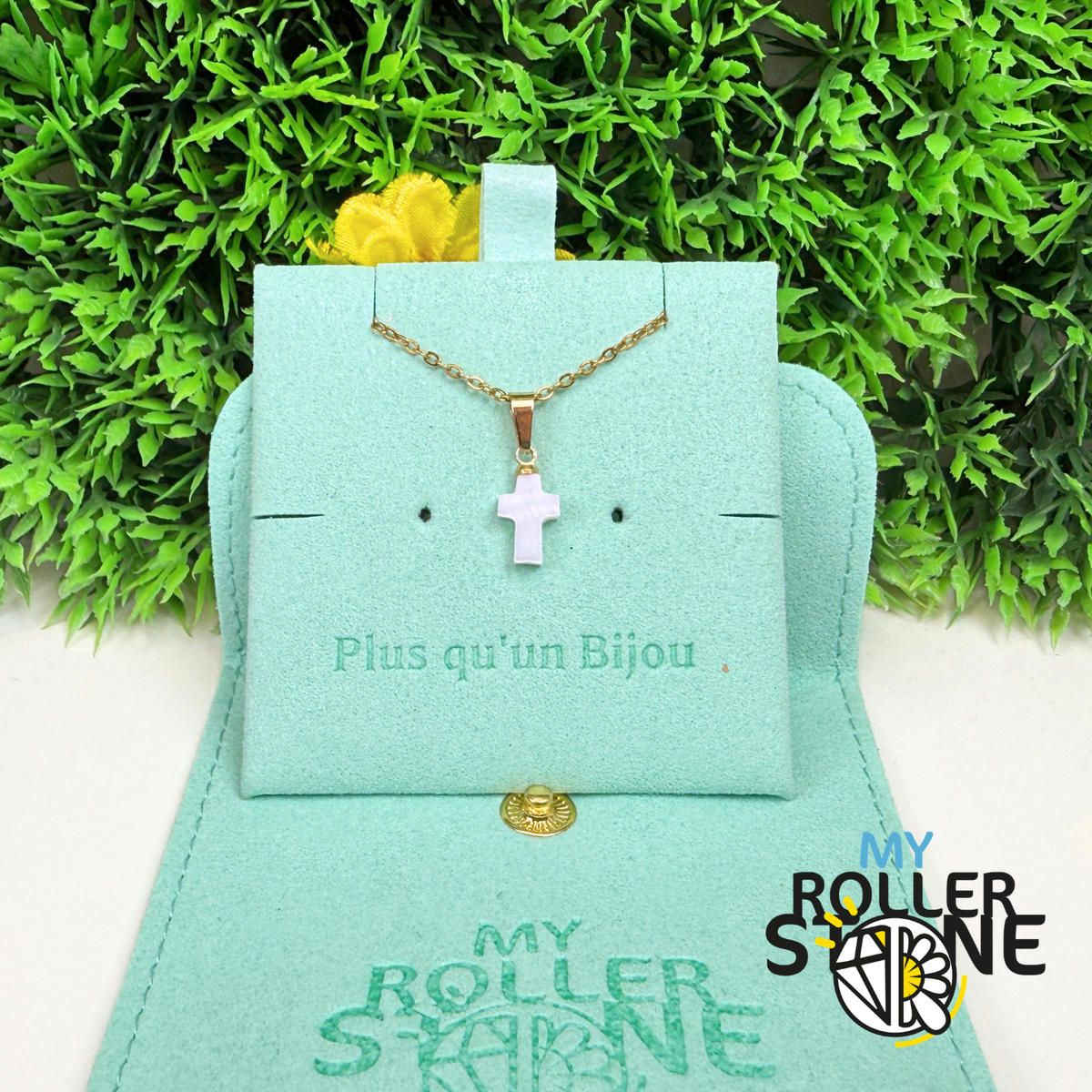 Pendentif Croix Nacre (Petite)