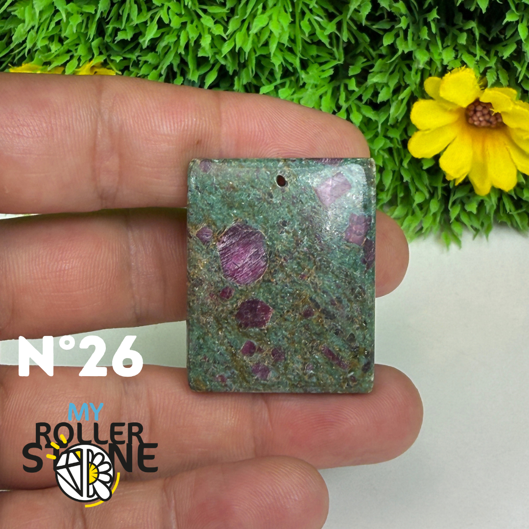 Pendentif percé Ruby Fushiste 5A