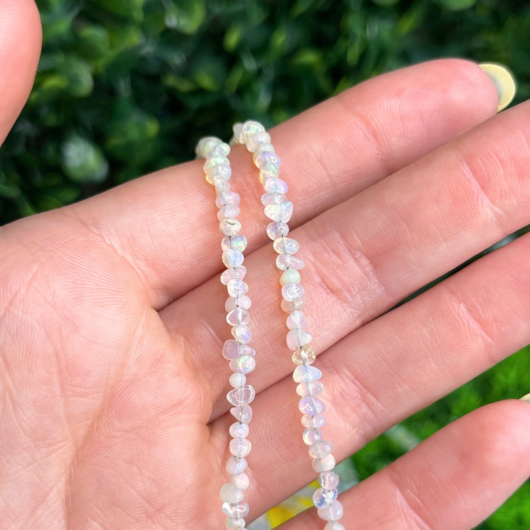 Perles Irrégulières en Opale Éthiopienne