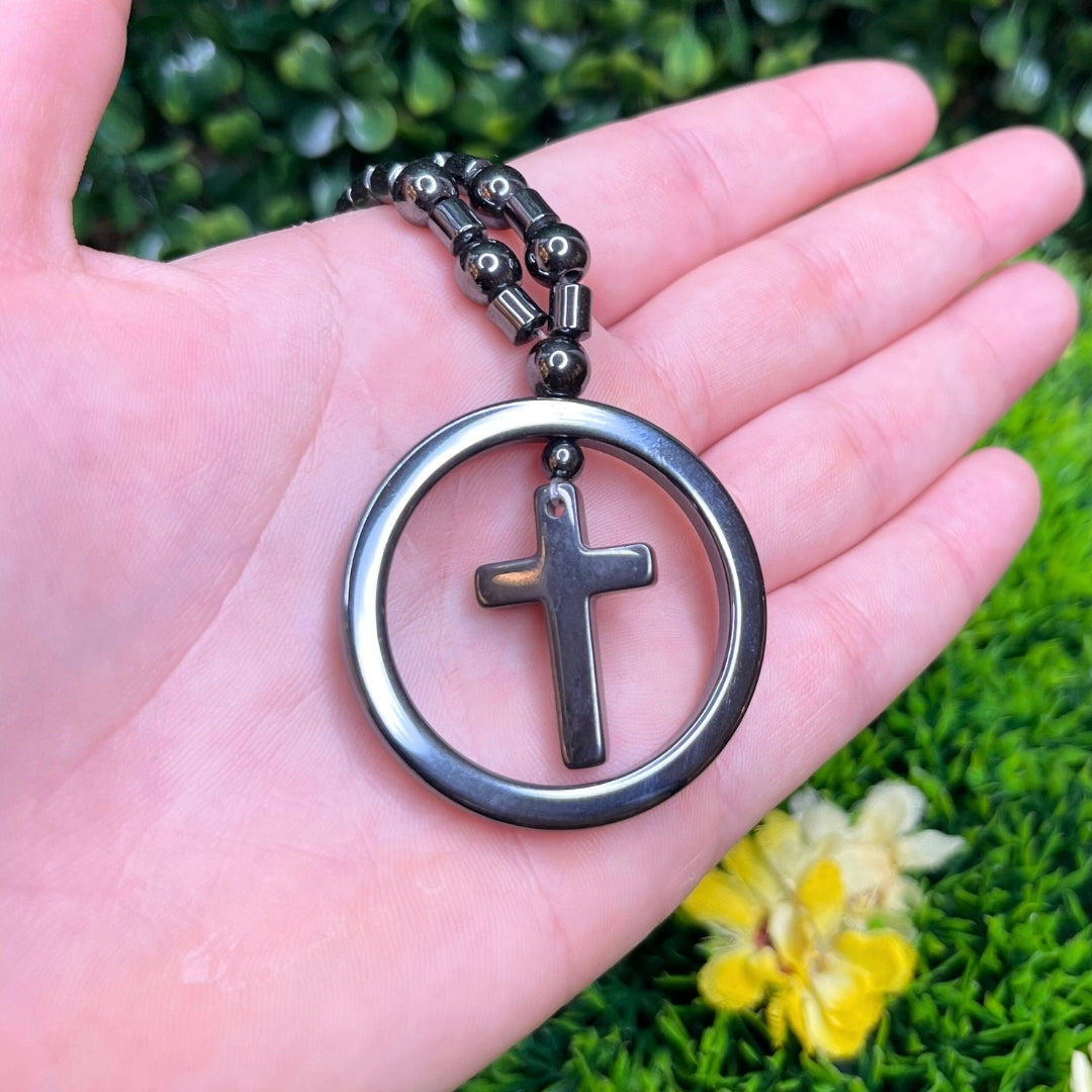 Collier en Hématite Croix Cercle