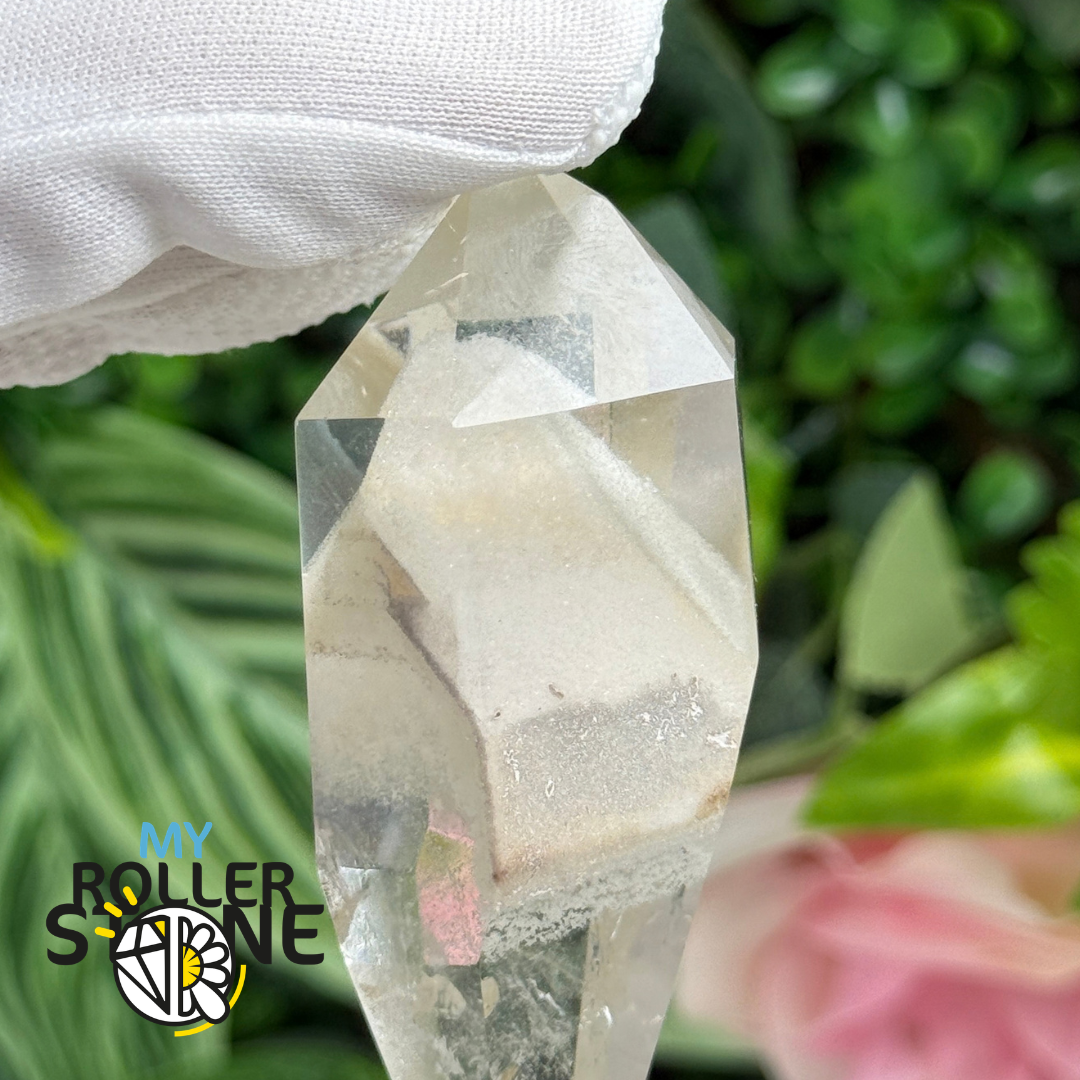 Quartz Double Pointe Taillé avec Fantôme de Croissance
