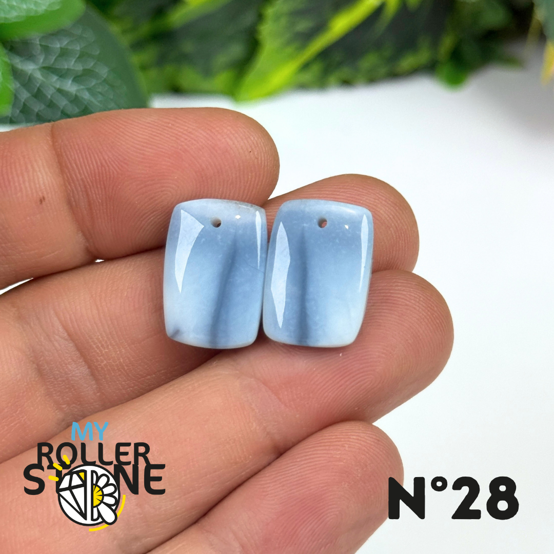 Paire de Cabochons percé en Opale bleue pour Boucles d'oreilles