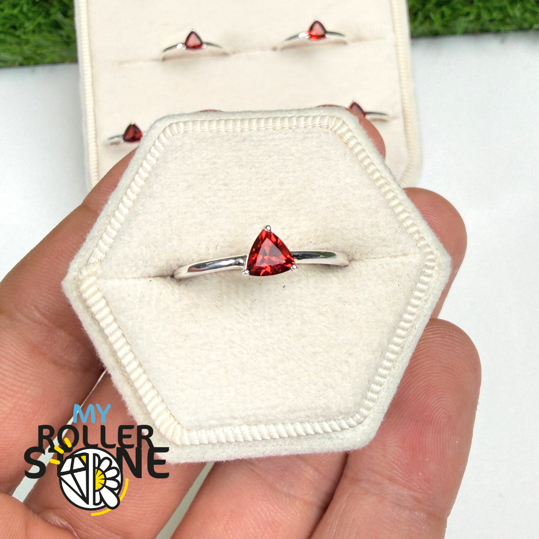 Bague Solitaire Grenat facettée Trillon (4 tailles)