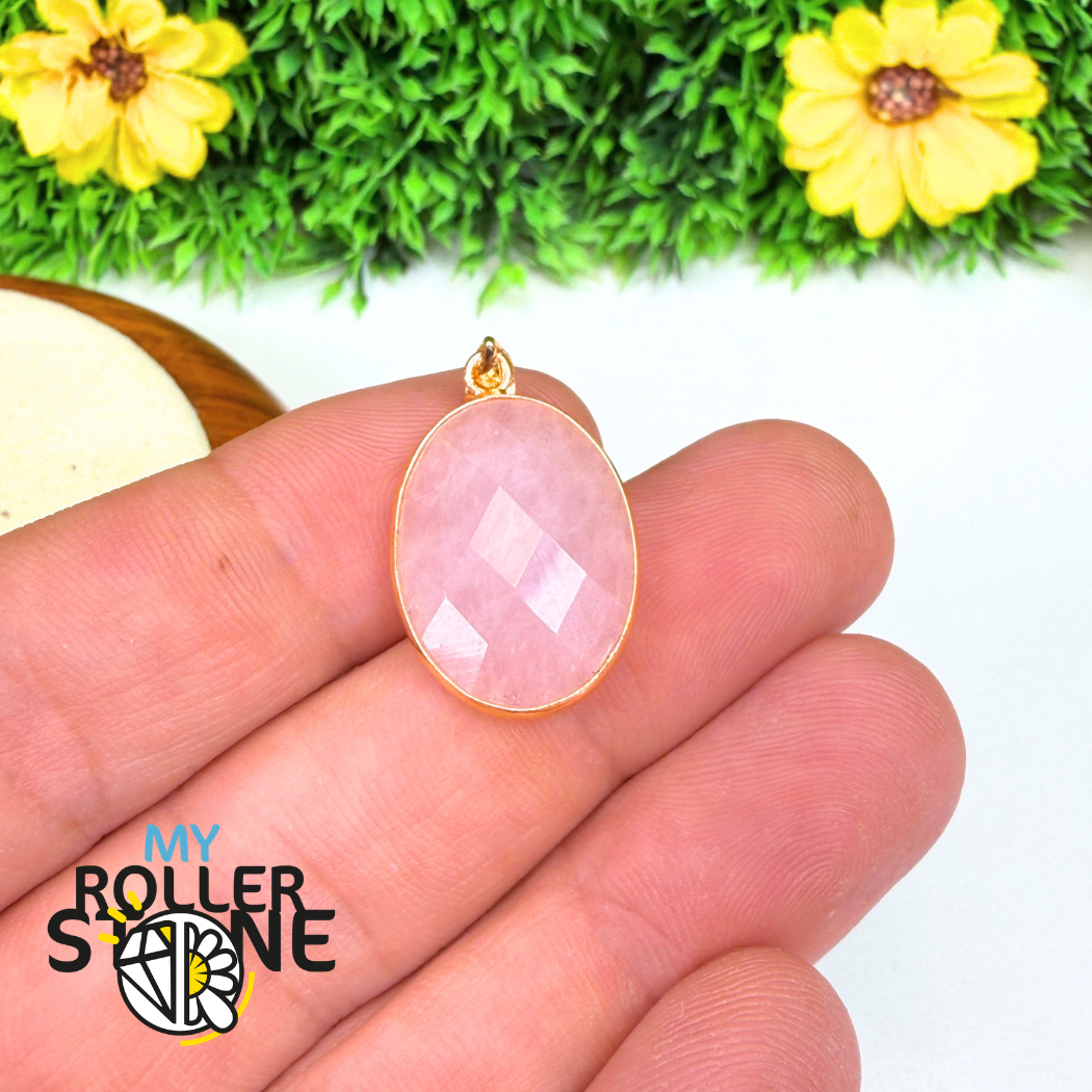 Pendentif Quartz rose facettée ovale